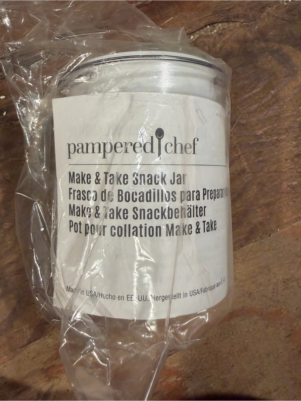 Pampered Chef Clear Snack Jar with White Lid